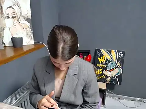 Snapshot of felicity_gold chatting on 8, 10, 2025 felicity gold online show from 8, 10, 2025