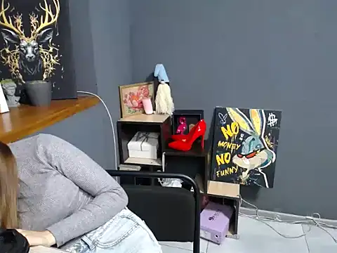 Snapshot of felicity_gold chatting on 13, 10, 2025 felicity gold online show from 13, 10, 2025