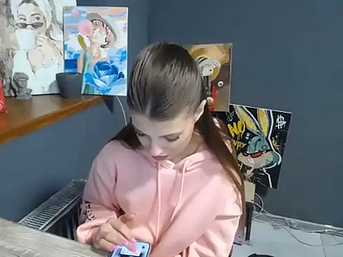 felicity gold online show from 25, 3, 2026