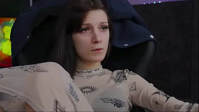 Snapshot of Kathleen_Meow chatting on 13, 12, 2024 Kathleen Meow online show from 13, 12, 2024