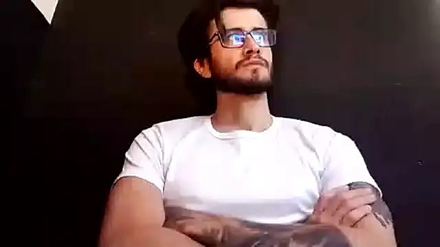 Loggan donnelly online show from 23, 10, 2025