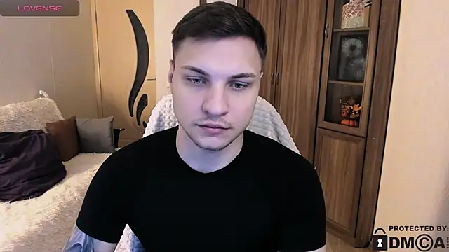 Snapshot of handsome_guy01 chatting on 29, 10, 2025 handsome guy01 online show from 29, 10, 2025