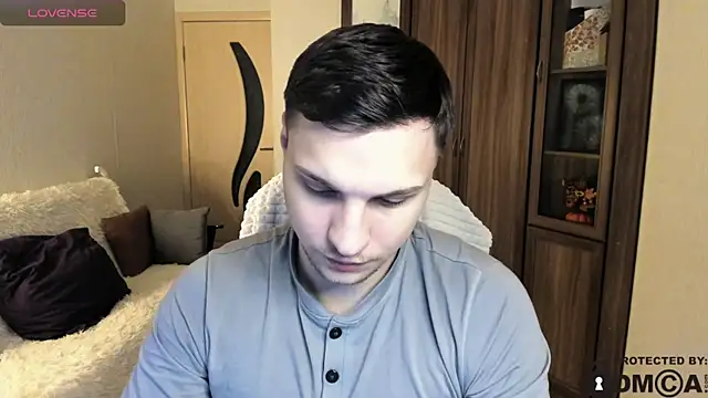 Snapshot of handsome_guy01 chatting on 30, 10, 2025 handsome guy01 online show from 30, 10, 2025