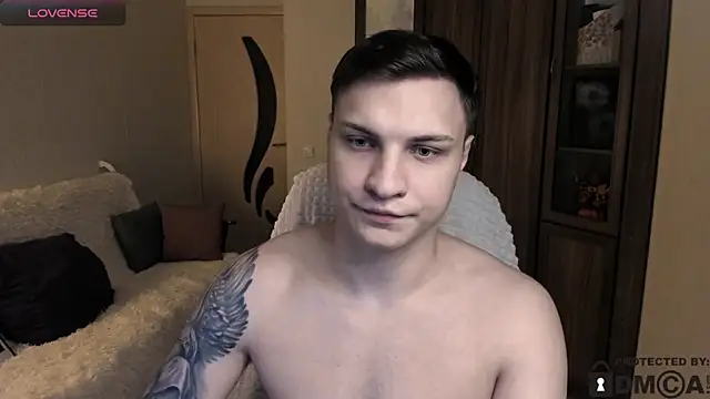 Snapshot of handsome_guy01 chatting on 8, 11, 2025 handsome guy01 online show from 8, 11, 2025