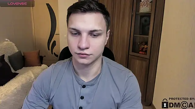 Snapshot of handsome_guy01 chatting on 24, 11, 2025 handsome guy01 online show from 24, 11, 2025