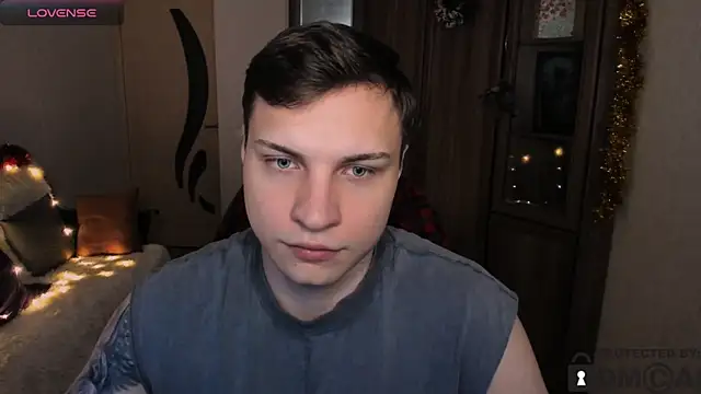 Snapshot of handsome_guy01 chatting on 1, 12, 2025 handsome guy01 online show from 1, 12, 2025