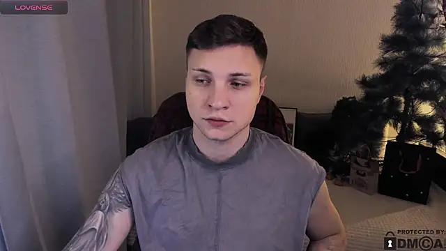 Snapshot of handsome_guy01 chatting on 17, 1, 2026 handsome guy01 online show from 17, 1, 2026