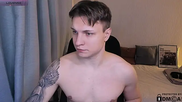 handsome guy01 online show from 4, 2, 2026