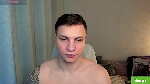 handsome guy01 online show from 18, 5, 2026