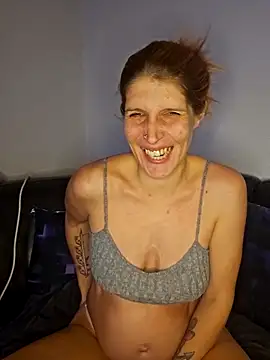 Lenchen  online show from 8, 11, 2025