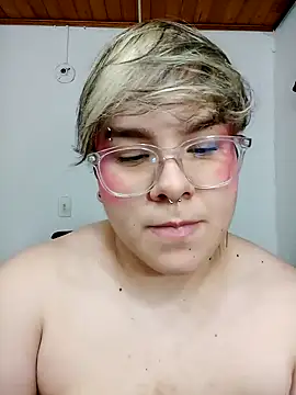 Snapshot of amalia_love chatting on 11, 1, 2025 amalia love online show from 11, 1, 2025