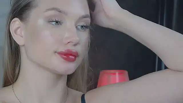 ViolaFlirt online show from 15, 2, 2025