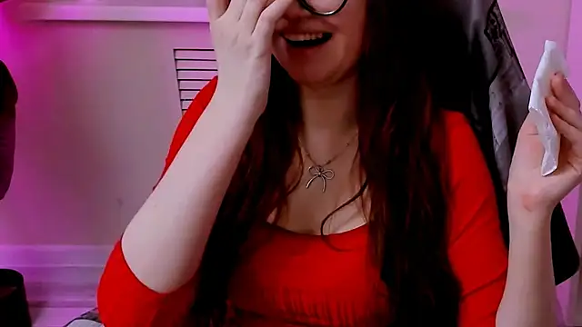 Snapshot of CarolGiggly chatting on 11, 7, 2026 CarolGiggly online show from 11, 7, 2026