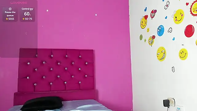 tiffany Bitch online show from 20, 2, 2025