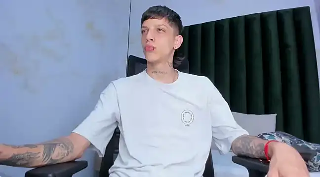 Snapshot of Adam_hard_ chatting on 4, 12, 2024 Adam hard online show from 4, 12, 2024