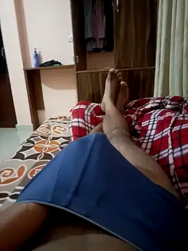 Snapshot of RRahullove69 chatting on 17, 10, 2025 RRahullove69 online show from 17, 10, 2025