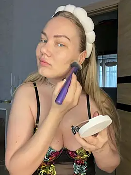 Snapshot of LianaCruz__ chatting on 20, 4, 2026 LianaCruz online show from 20, 4, 2026