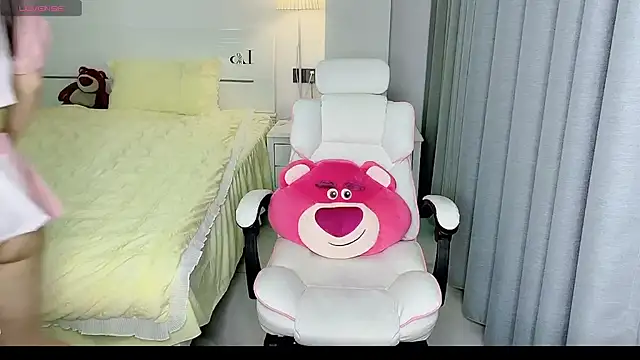 -Wendy   online show from 3, 2, 2025