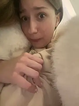 Snapshot of Lia__Love chatting on 8, 1, 2025 Lia Love online show from 8, 1, 2025