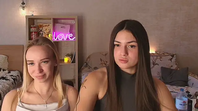 ShySonya online show from 16, 10, 2025