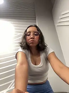 Snapshot of Kay_LustyWife chatting on 9, 2, 2025 Kay LustyWife online show from 9, 2, 2025