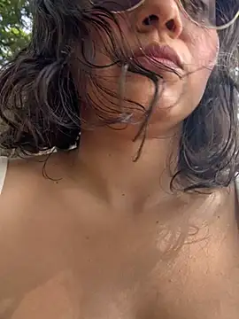 Snapshot of Kay_LustyWife chatting on 20, 2, 2025 Kay LustyWife online show from 20, 2, 2025