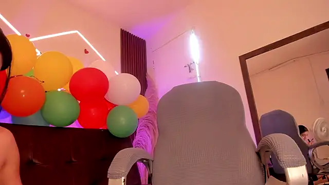 lunaalynch online show from 28, 3, 2026