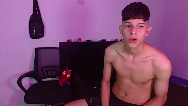 LiamGadiell online show from 23, 2, 2025