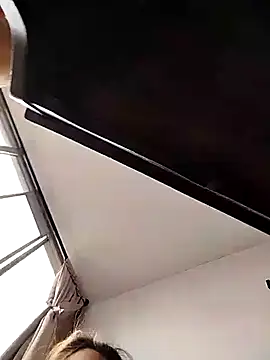 Alexandra 65 online show from 16, 3, 2025