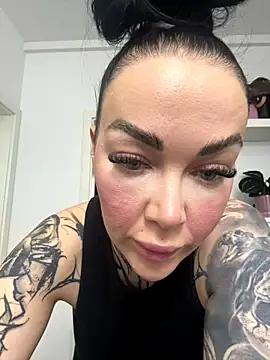 Snapshot of PalinaPr chatting on 4, 10, 2025 PalinaPr online show from 4, 10, 2025