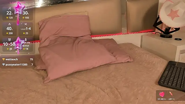 Snapshot of Mis__lola chatting on 4, 12, 2024 Mis  lola online show from 4, 12, 2024