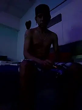 Snapshot of oiram27 chatting on 21, 6, 2026 oiram27 online show from 21, 6, 2026