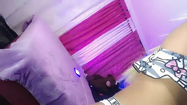 Thalia girl21 online show from 23, 1, 2025