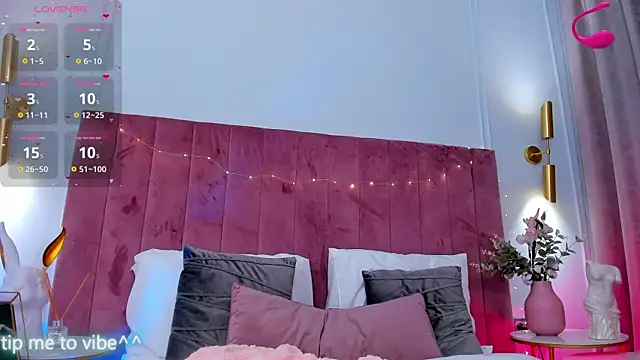 Mayzzie online show from 29, 1, 2025