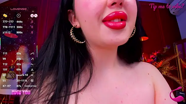 Mayzzie online show from 11, 6, 2026