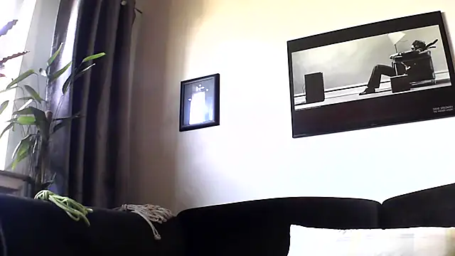 Snapshot of Kingsscepter chatting on 1, 2, 2025 Kingsscepter online show from 1, 2, 2025