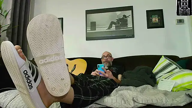 Snapshot of Kingsscepter chatting on 15, 2, 2025 Kingsscepter online show from 15, 2, 2025