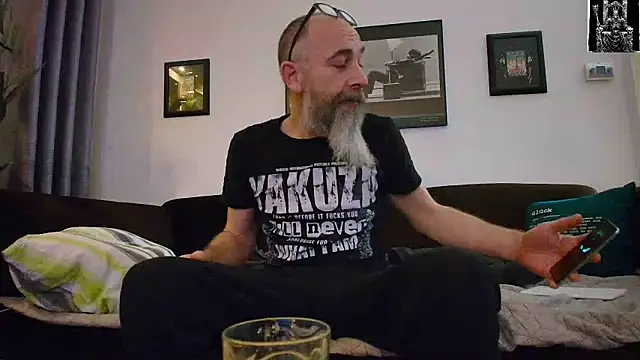 Snapshot of Kingsscepter chatting on 15, 2, 2025 Kingsscepter online show from 15, 2, 2025