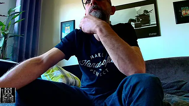 Snapshot of Kingsscepter chatting on 6, 3, 2025 Kingsscepter online show from 6, 3, 2025