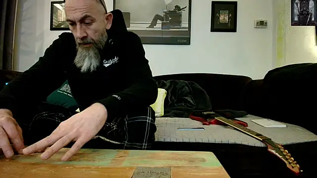 Snapshot of Kingsscepter chatting on 10, 3, 2025 Kingsscepter online show from 10, 3, 2025