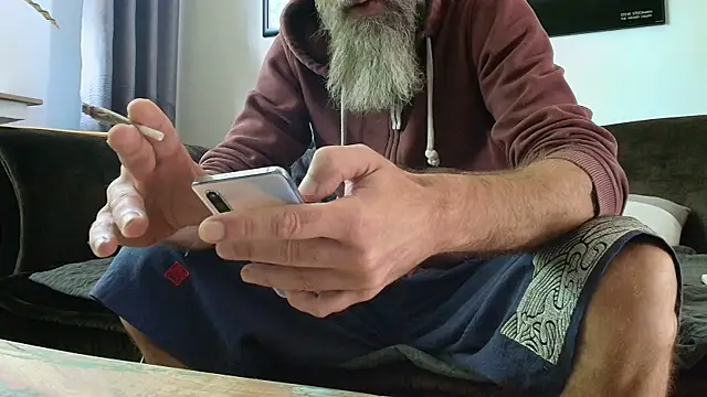 Snapshot of Kingsscepter chatting on 10, 9, 2025 Kingsscepter online show from 10, 9, 2025