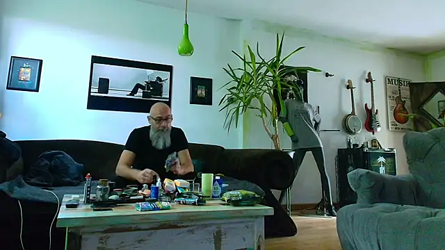 Snapshot of Kingsscepter chatting on 27, 9, 2025 Kingsscepter online show from 27, 9, 2025