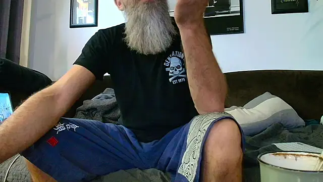 Snapshot of Kingsscepter chatting on 25, 10, 2025 Kingsscepter online show from 25, 10, 2025