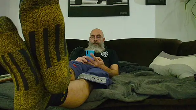 Snapshot of Kingsscepter chatting on 25, 10, 2025 Kingsscepter online show from 25, 10, 2025