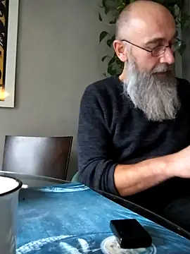 Snapshot of Kingsscepter chatting on 27, 10, 2025 Kingsscepter online show from 27, 10, 2025