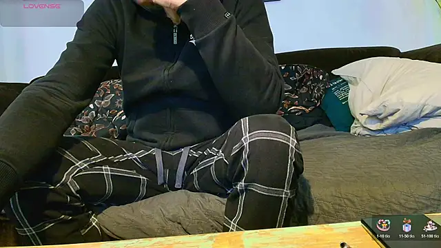 Snapshot of Kingsscepter chatting on 14, 12, 2025 Kingsscepter online show from 14, 12, 2025