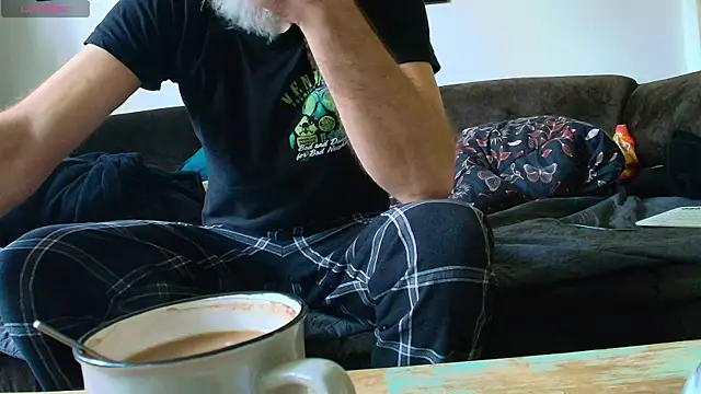 Snapshot of Kingsscepter chatting on 20, 12, 2025 Kingsscepter online show from 20, 12, 2025