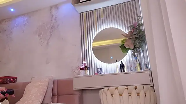 JullyBlair online show from 6, 2, 2025