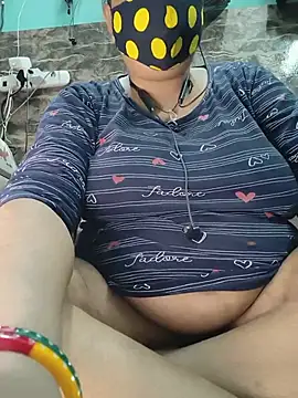 Snapshot of hotty_manisha chatting on 17, 6, 2026 hotty manisha online show from 17, 6, 2026