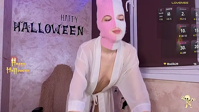 Snapshot of Domiiiniiicana chatting on 4, 11, 2025 Domiiiniiicana online show from 4, 11, 2025